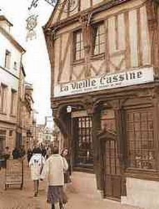 Petit Guide Compiègne en sa forêt La Vieille Cassine Rue des Lombards